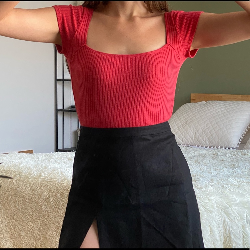 Reformation Bardot Top in Apple